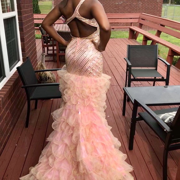 One Shoulder; Panoply Prom/Pageant; Size 4 - Picture 2 of 3